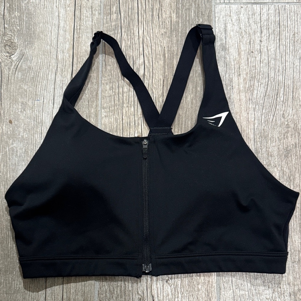 Gymshark Size M Zip Up Black Sports Bra